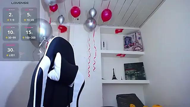 Miss_sparkle00 — spit tits