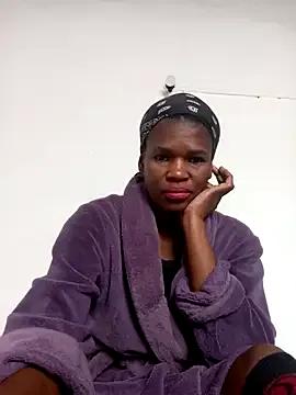 Missvixen81 on StripChat 