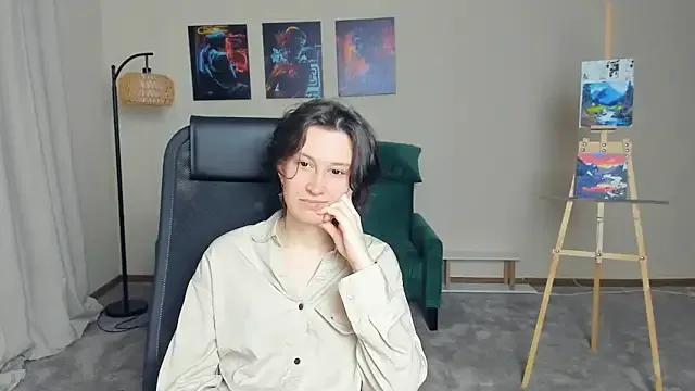 NenaBriand on StripChat 