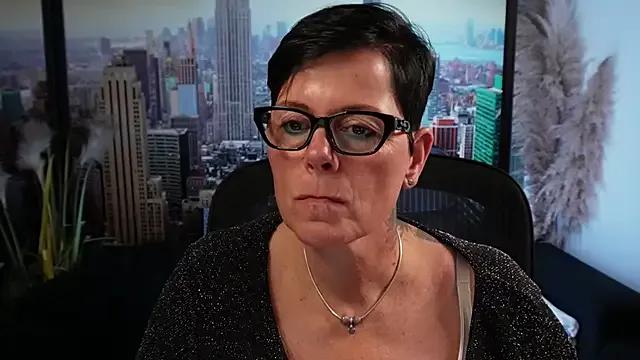 ninarandmann on StripChat 