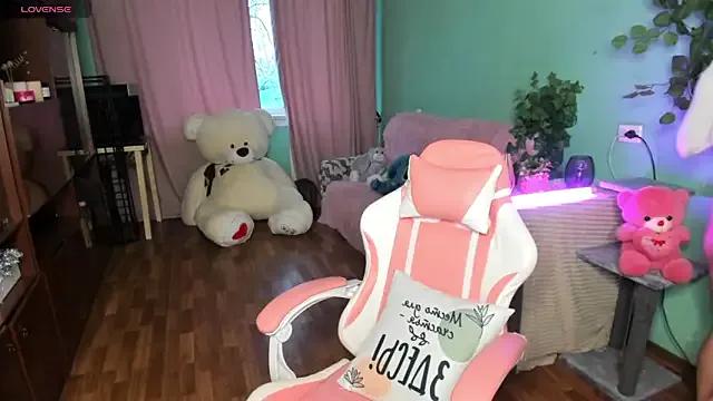 Queen_baby on StripChat 