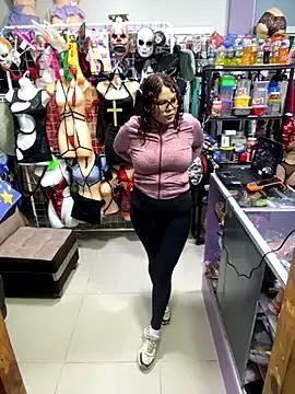 Group ROSALIASEXSHOP on StripChat