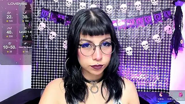 Freechat Rose_72 on StripChat