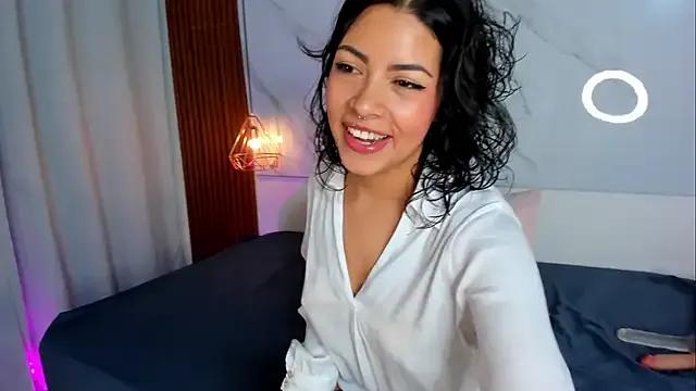 Freechat sara_zc on StripChat