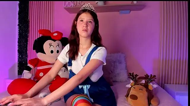 StripChat Sofi_cutiee is Freechat Sofi_cutiee — sexy bubis with oil