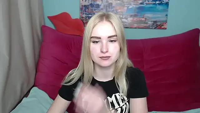 Freechat SofySofty on StripChat