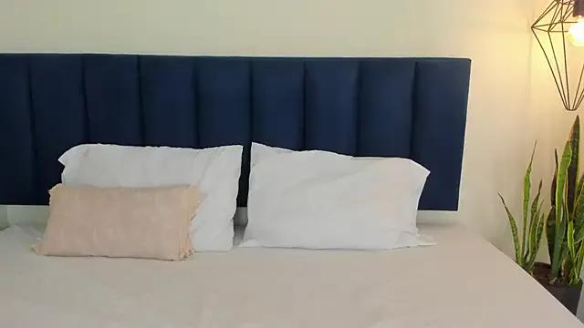 sophieturner_mg — My ass is hungry feed it