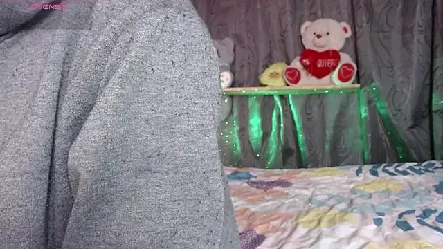 Freechat stefany_pablo1 on StripChat