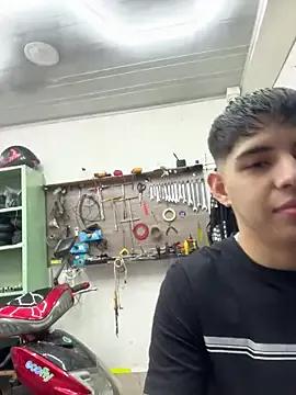 Freechat Stick_ledom on StripChat