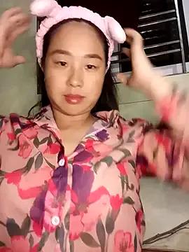 Freechat suki-lady on StripChat