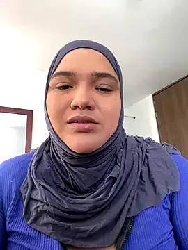 StripChat sweetmuslim01 is Private sweetmuslim01 — fuck lucy's pussy with strapon and milk