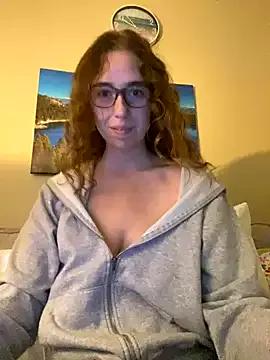 sweetsocalgirl on StripChat 