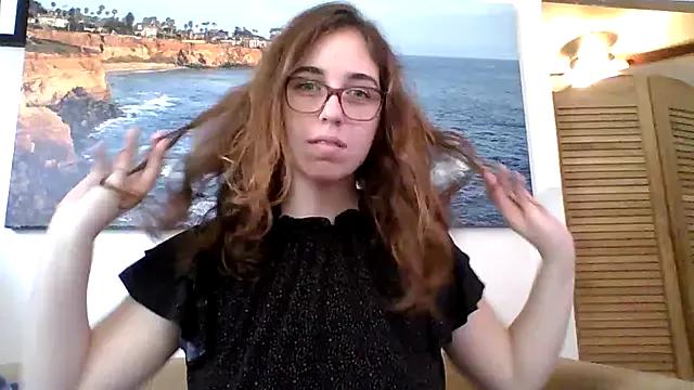 sweetsocalgirl on StripChat 