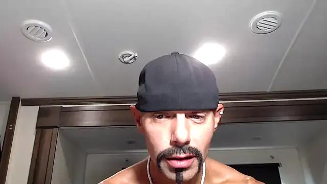 Freechat ThickD2C on StripChat