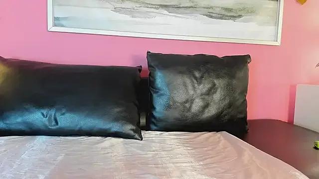 Tiffanysurez_ on StripChat 