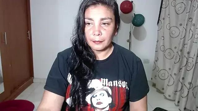 Freechat Vivian_milf_paint on StripChat