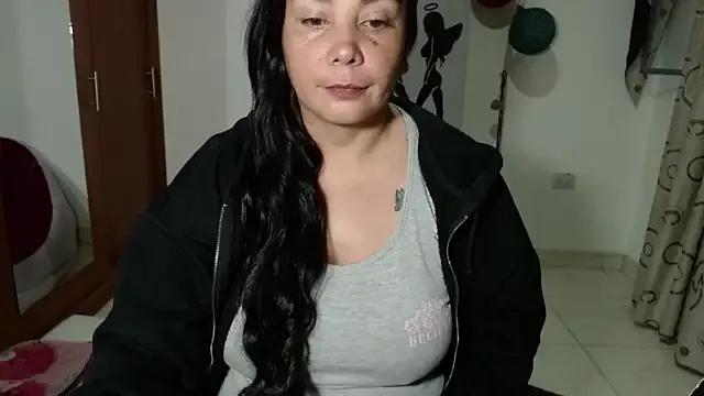 Freechat Vivian_milf_paint on StripChat