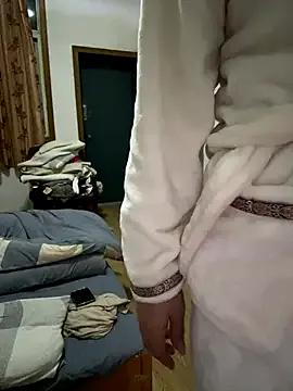 xiiuuff18 — Freechat on StripChat