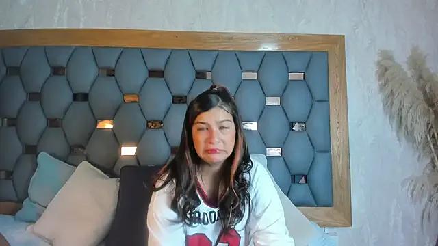 yayi_derek on StripChat 