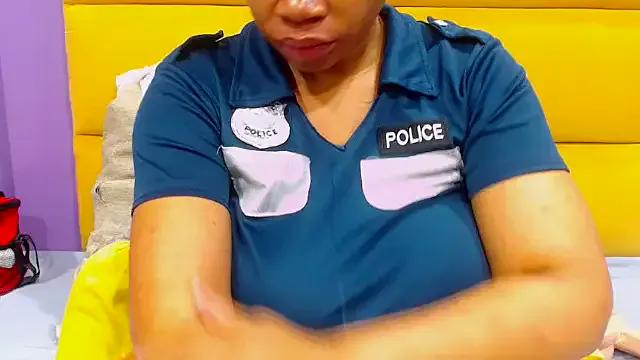 YELLOWBUSTYMELLONS on StripChat 