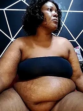 YummyChocolatexx2 on StripChat 